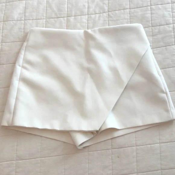 Zara Skort - Picture 2 of 9